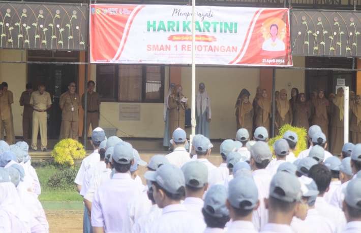 Upacara Hari Kartini 2024